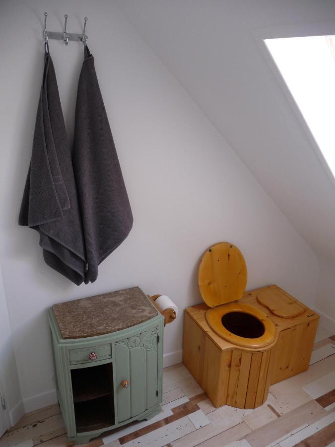 Bretagne Chambre D'Hotes Suite 53M2 Et Caravane Vintage Avec Cuisine Et Salle De Bains Privees Brittany B&B 53M2 Suite And Vintage Caravan Glamping With Private Kitchen And Bathroom Pleumeur-Gautier エクステリア 写真